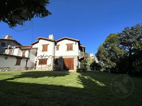 Casa en Venta de 5 dormitorios
