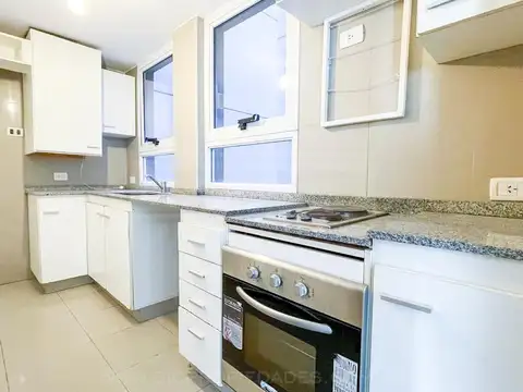 Departamento en Alquiler con 1 cocheras
