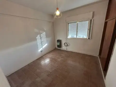 Departamento 4 ambientes con 1 baño