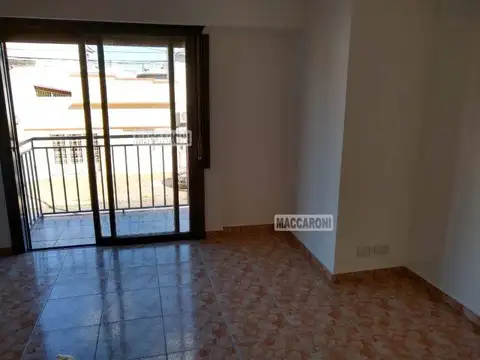 Depto Tipo Casa en Alquiler de 1 dormitorio