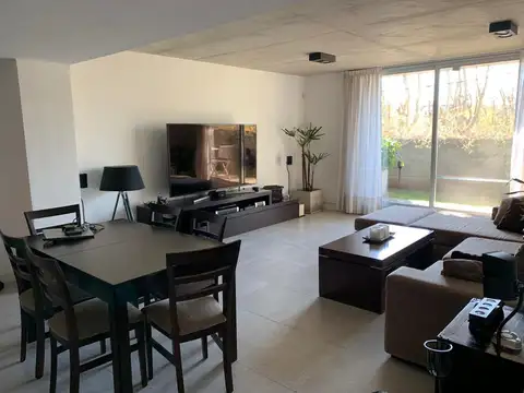 Departamento en Venta al Este