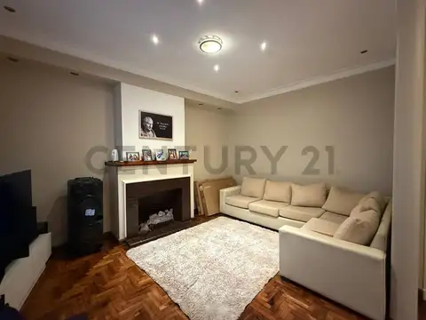 Casa en Venta, 3 ambientes en Castelar Norte