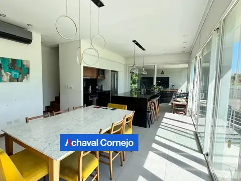 Casa en Alquiler de 4 dormitorios