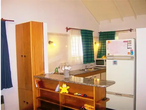 Casa 3 ambientes con 2 baños