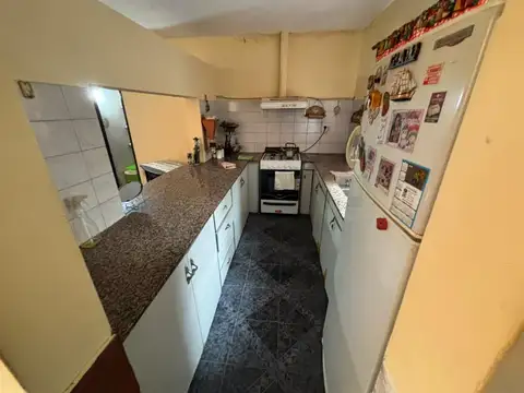 Casa 4 ambientes con 1 baño