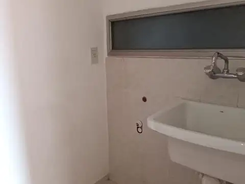 Departamento en Alquiler en Abasto, $ 560.000