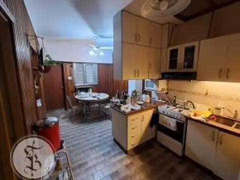 Depto Tipo Casa 3 ambientes con 1 baño