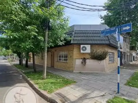 PH 3 ambientes con patio - cochera y terraza - Zona Colegio Agustiniano