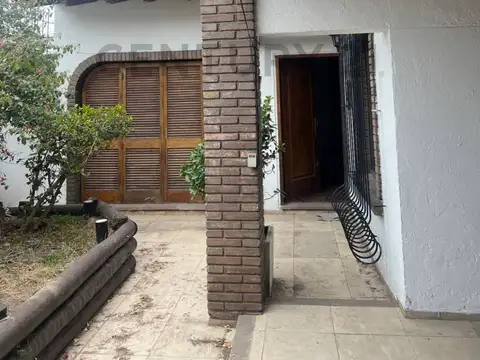 Casa en venta en la 5ta seccion, a metros de boulogne sur mer