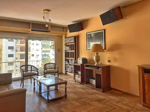 Departamento 3 ambientes con dependencia en Recoleta