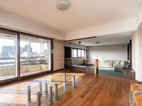 Departamento en Venta de 6 ambientes