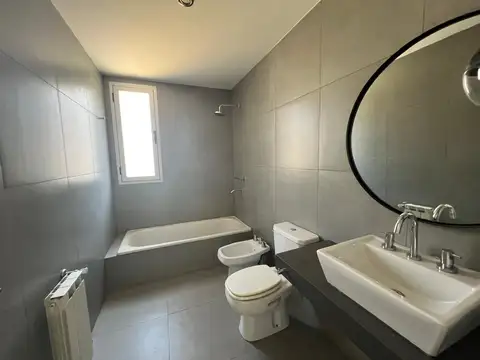 Departamento 5 ambientes con 2 baños