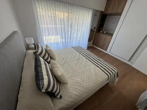 Depto Tipo Casa en Venta con 1 cocheras