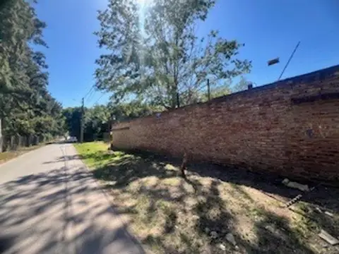 Oficinas +  Galpón + Cocheras + Terreno 