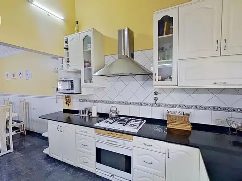 Casa en Venta en Caseros, USD 239.000