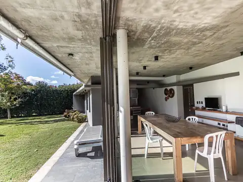 Casa en Venta en Ibarlucea, USD 230.000