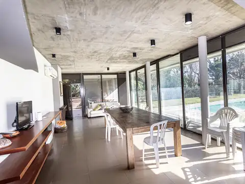 Casa, dos dormitorios, pileta, Venta, Barrio Cerrado Ibarlucea