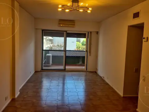 Departamento 4 Ambientes con dependencia en Alquiler en Flores
