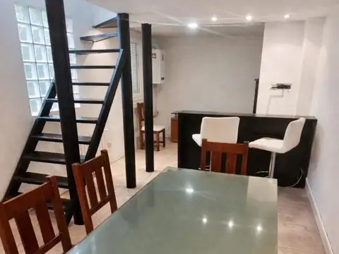 IMPECABLE CASA EN LO MEJOR DE STELLA MARIS - CON JARDIN.
