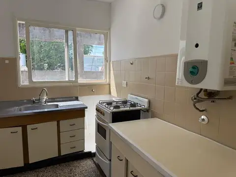 Venta departamento 1 dormitorio más comodín - Av San Martin 5300