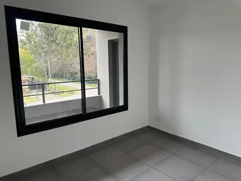 Departamento en Venta en Montecarlo, USD 105.000