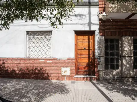 José León Suárez 5000