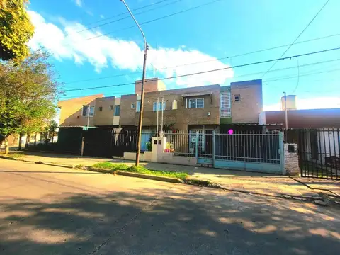 VENTA DUPLEX 3 DORMITORIOS 2 BAÑOS B SAN FRANCISCO