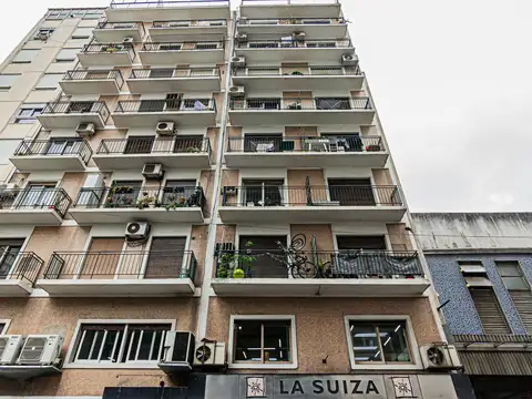 Avenida Valentín Alsina 1200