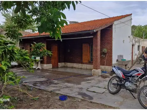 VENTA CASA EN LOTE APTO DESARROLLO