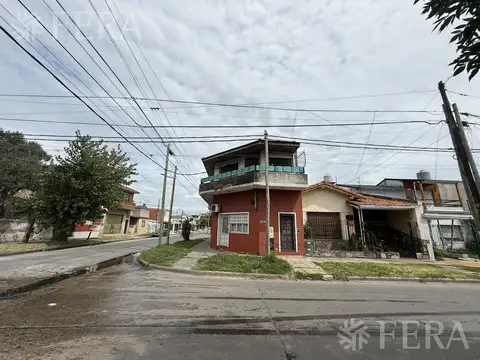 Depto Tipo Casa en Venta de 3 ambientes