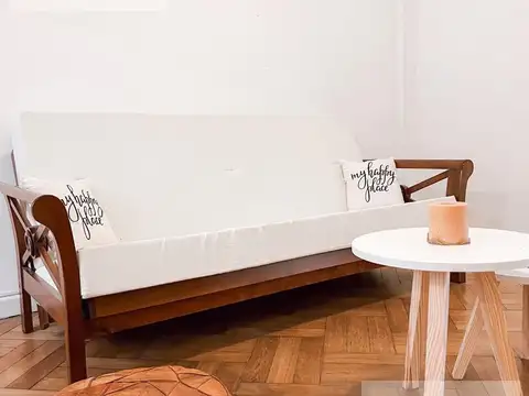 IMPECABLE DEPARTAMENTO FRANCÉS EN INMEJORABLE UBICACIÓN!