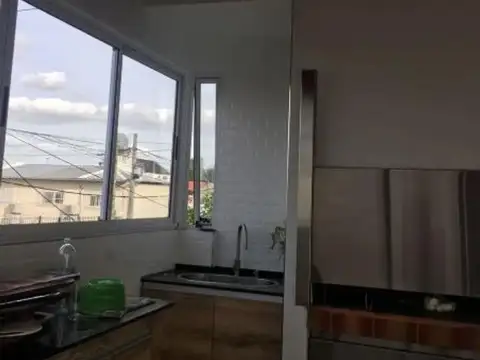 Casa en Venta 4 ambientes - Lomas del Mirador