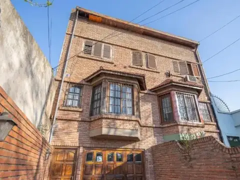 Depto Tipo Casa en Venta de 4 ambientes