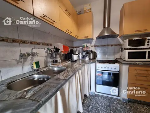 Depto Tipo Casa en Venta 40 años