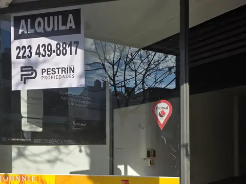 ALQUILER LOCAL CENTRO COMERCIAL GÜEMES
