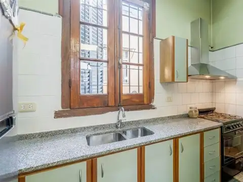 VENTA CASA 5 AMBIENTES EN VILLA DEL PARQUE