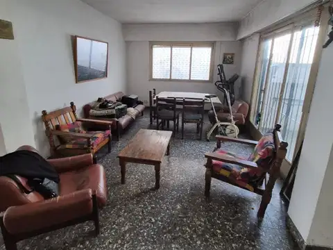 Depto Tipo Casa en Venta en Caballito Norte, USD 165.000