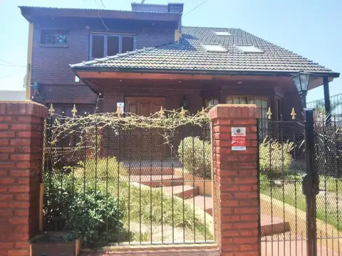 Casa en Venta en Centro (Campana), USD 270.000