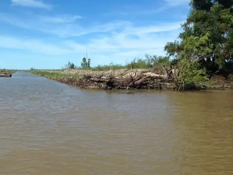 Terreno en Venta 200  mts Fondo