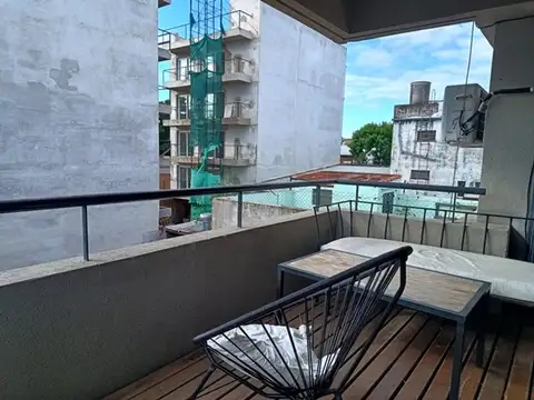Departamento en Alquiler con 1 cocheras