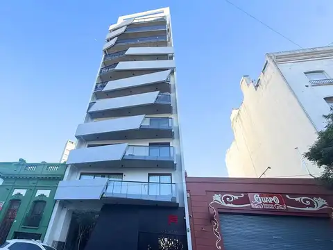 DEPARTAMENTO 2 AMBIENTE EN VENTA LA PLATA  BALCO