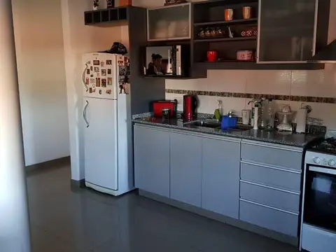 Depto Tipo Casa en Alquiler en Boulogne, $ 800.000