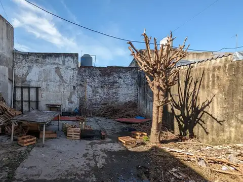 LOCAL / COMERCIAL EN VENTA - POSADAS AL 200, LANÚS ESTE -