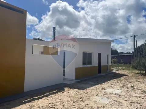 VENTA DE CASA 2 DORMITORIOS EN EL PINAR 