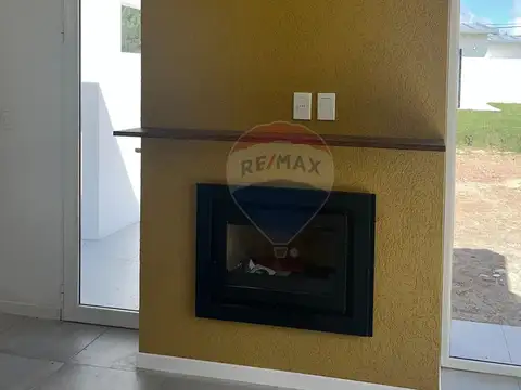 VENTA DE CASA 2 DORMITORIOS EN EL PINAR