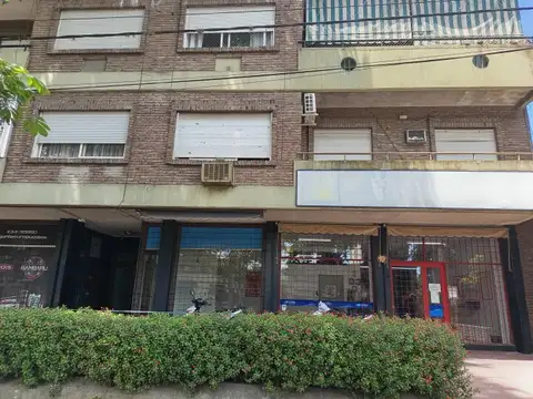 Dpto Dos dormitorios sobre Bv. Rondeau 1100