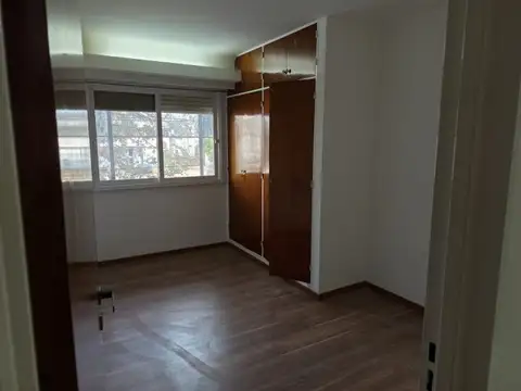 Departamento en Alquiler en Alberdi, $ 750.000