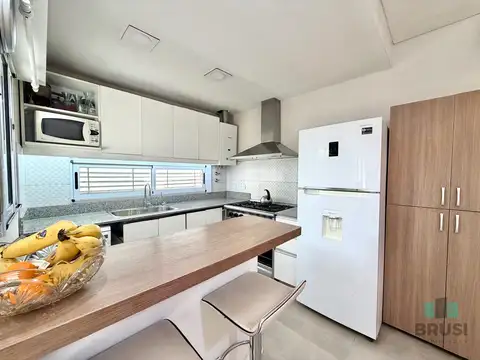 Depto Tipo Casa en Venta en Adrogue, USD 76.000