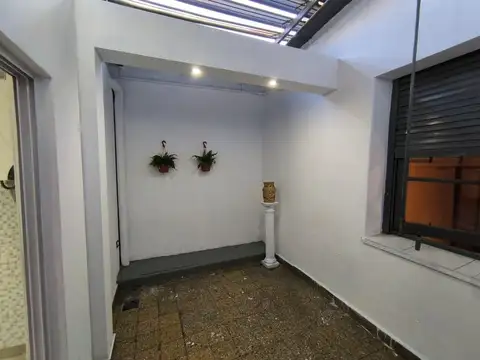 Depto Tipo Casa 2 ambientes con 1 baño