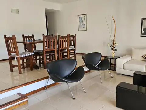 Departamento en Alquiler en Marina Del Sol, $ 1.800